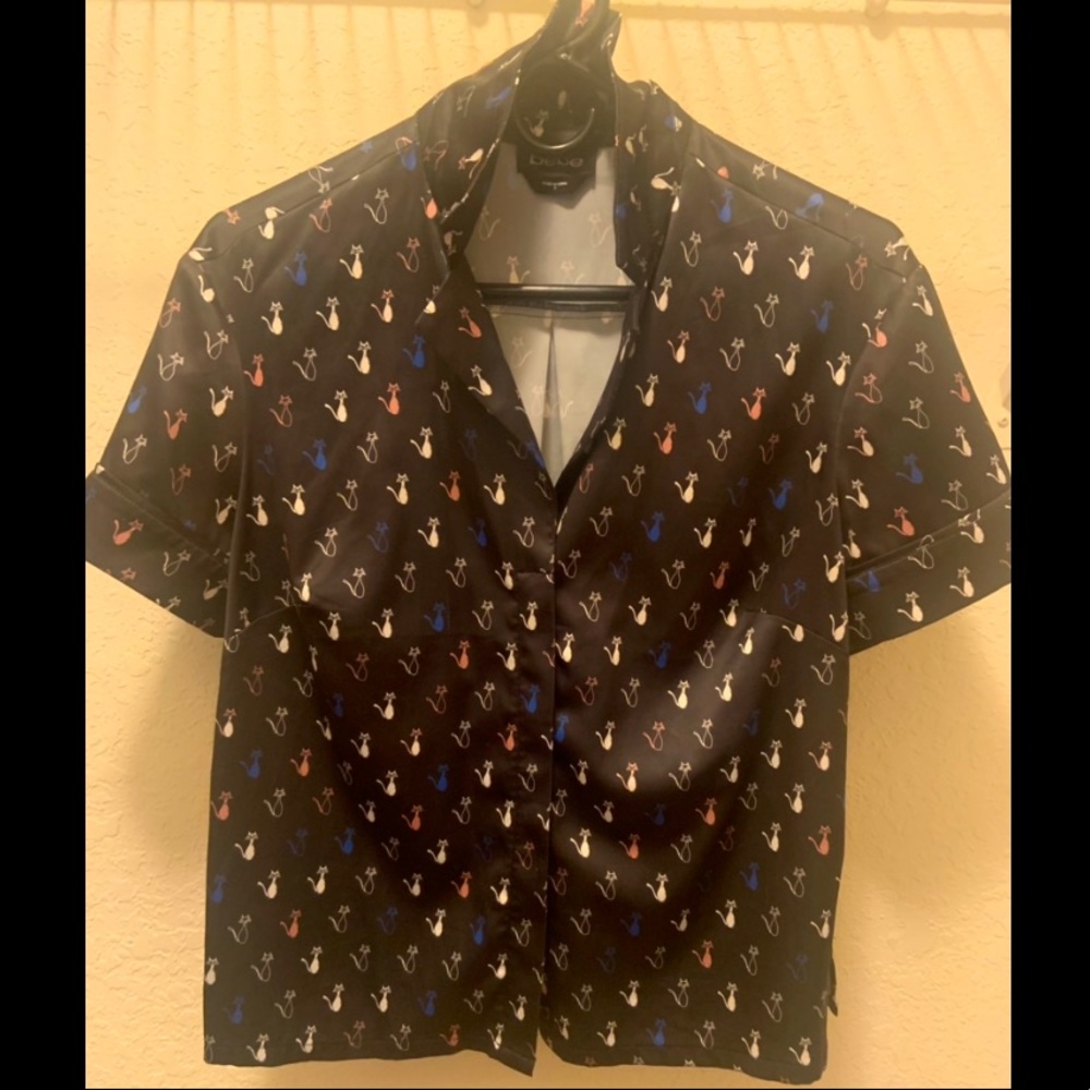 Bebe Collared Silky Button Up with Cat Print, Size Small